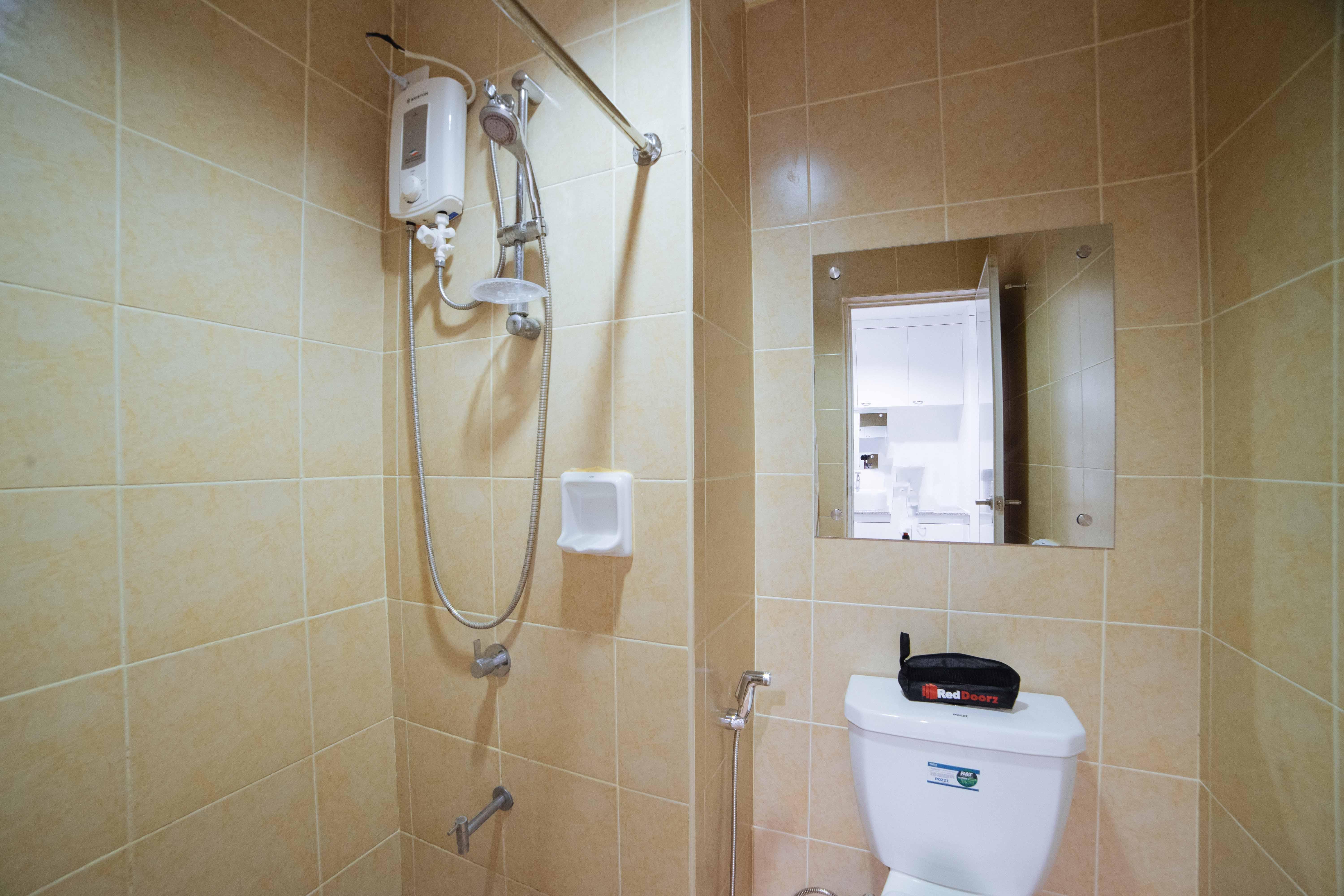 Reddoorz Plus @ Roxas Street Davao City Exterior foto