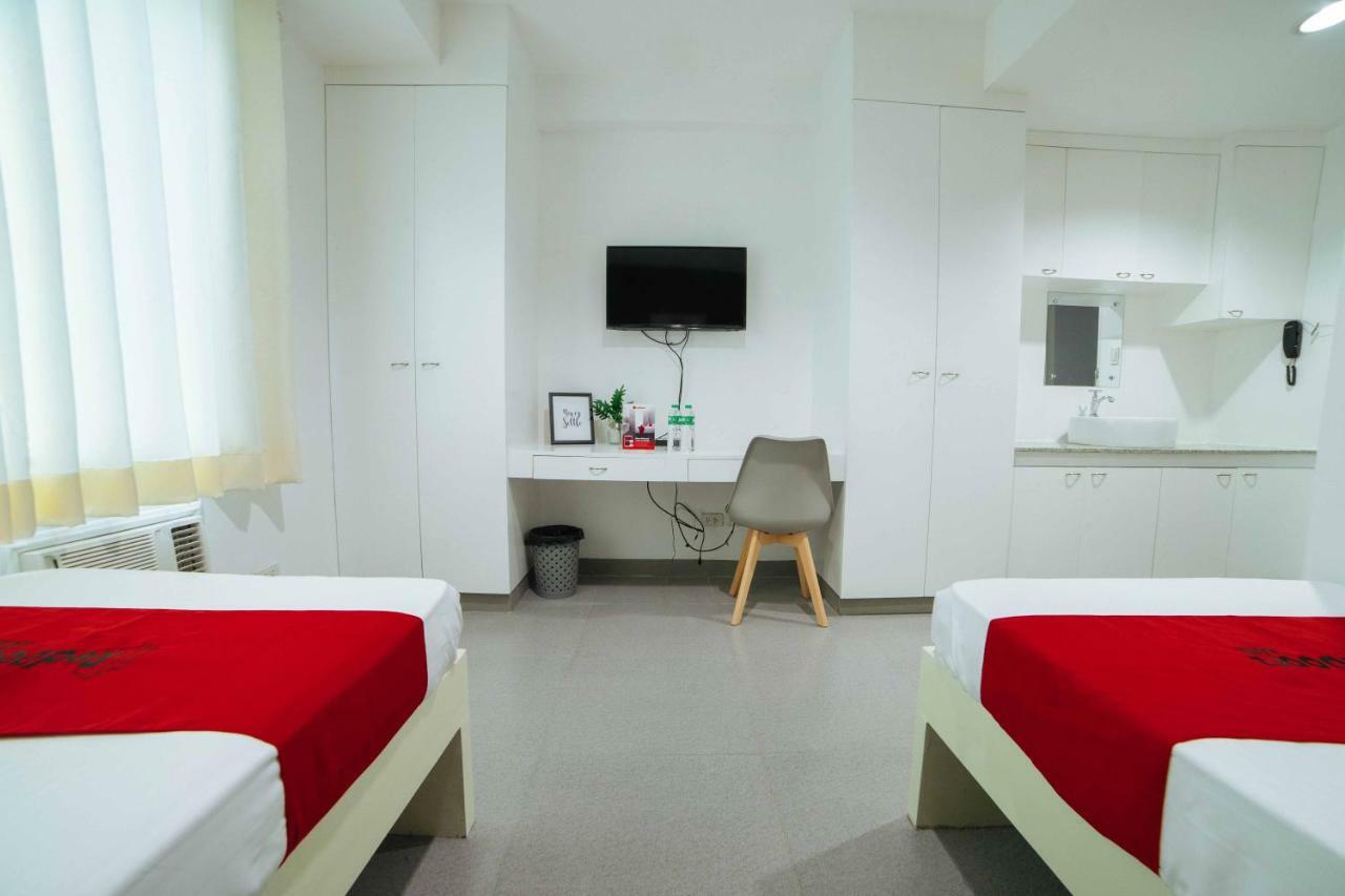 Reddoorz Plus @ Roxas Street Davao City Exterior foto